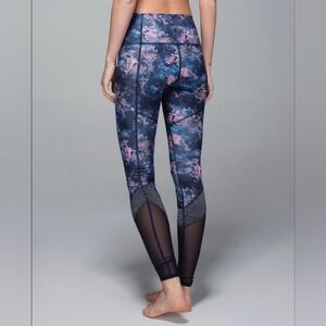 Lululemon Athletica Blue and Pink Patterned Leggings